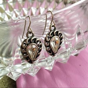 🛍 Silver Tone Tear Drop Crystal Earrings